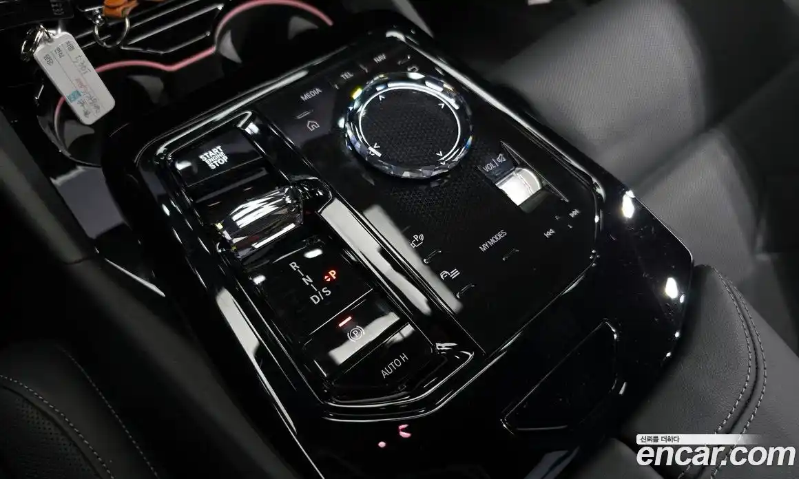 BMW 5-Series 2025 2.0 Автомат в Москве № 302420, фото 1