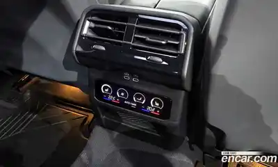 BMW 5-Series 2025 2.0 Автомат в Москве № 302420, миниатюра 11