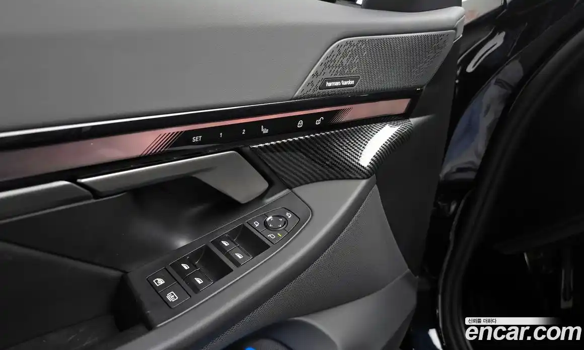 BMW 5-Series 2025 2.0 Автомат в Москве № 302420, фото 15