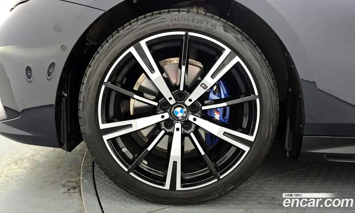 BMW 5-Series 2025 2.0 Автомат в Москве № 302420, фото 16