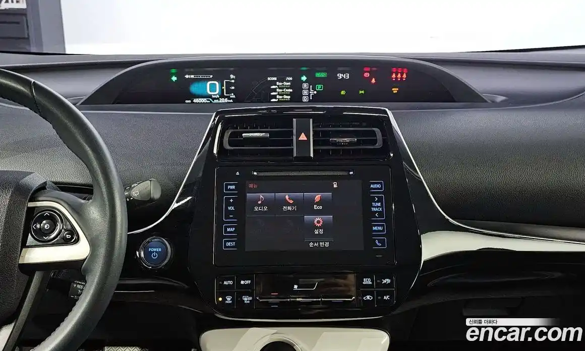 Toyota Prius 2017 1.8 Автомат в Москве № 302464, фото 11