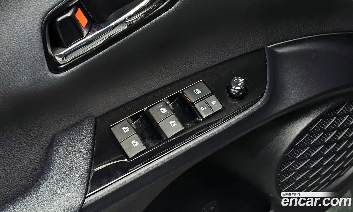 Toyota Prius 2017 1.8 Автомат в Москве № 302464, фото 10