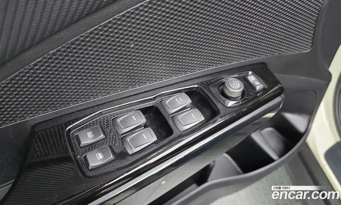 SsangYong TIBOLI 2022 1.5 Автомат в Москве № 31089, фото 18