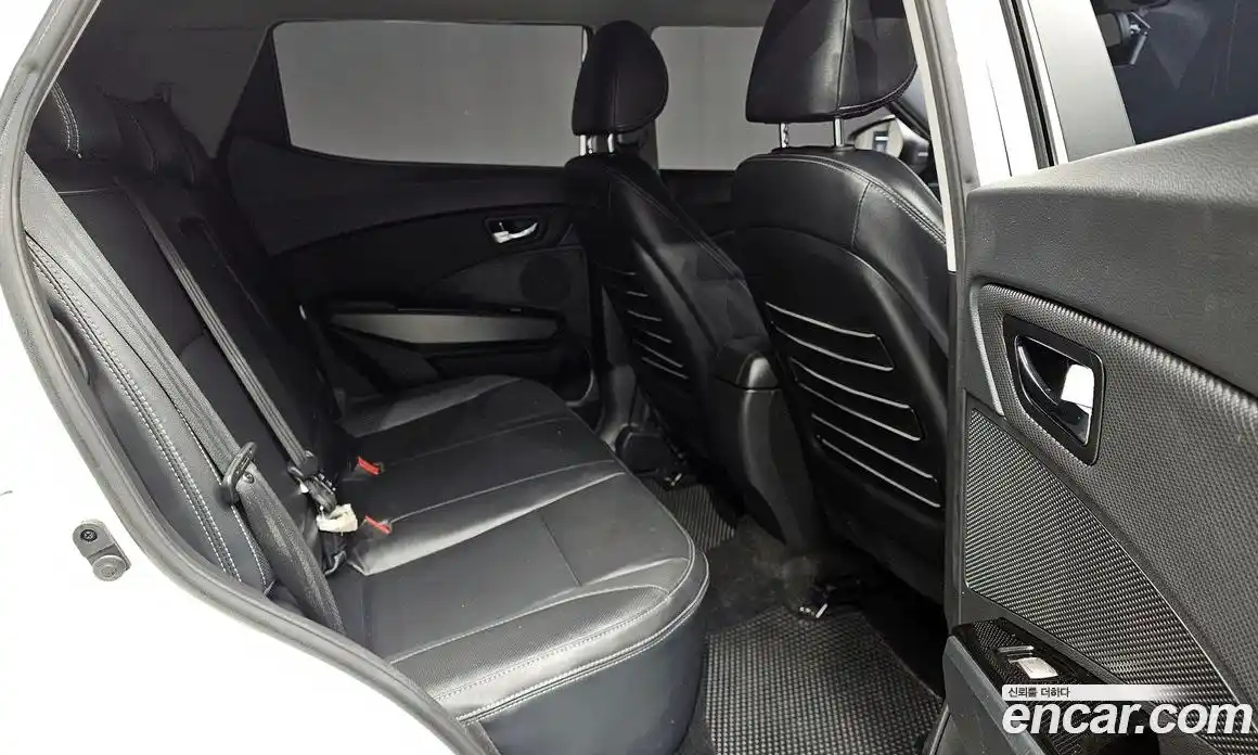 SsangYong TIBOLI 2016 1.6 Автомат в Москве № 31712, фото 9