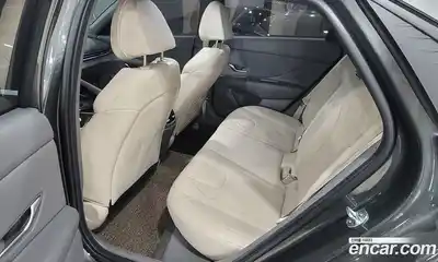 Hyundai Avante 2023 1.6 Автомат в Москве № 319264, миниатюра 11