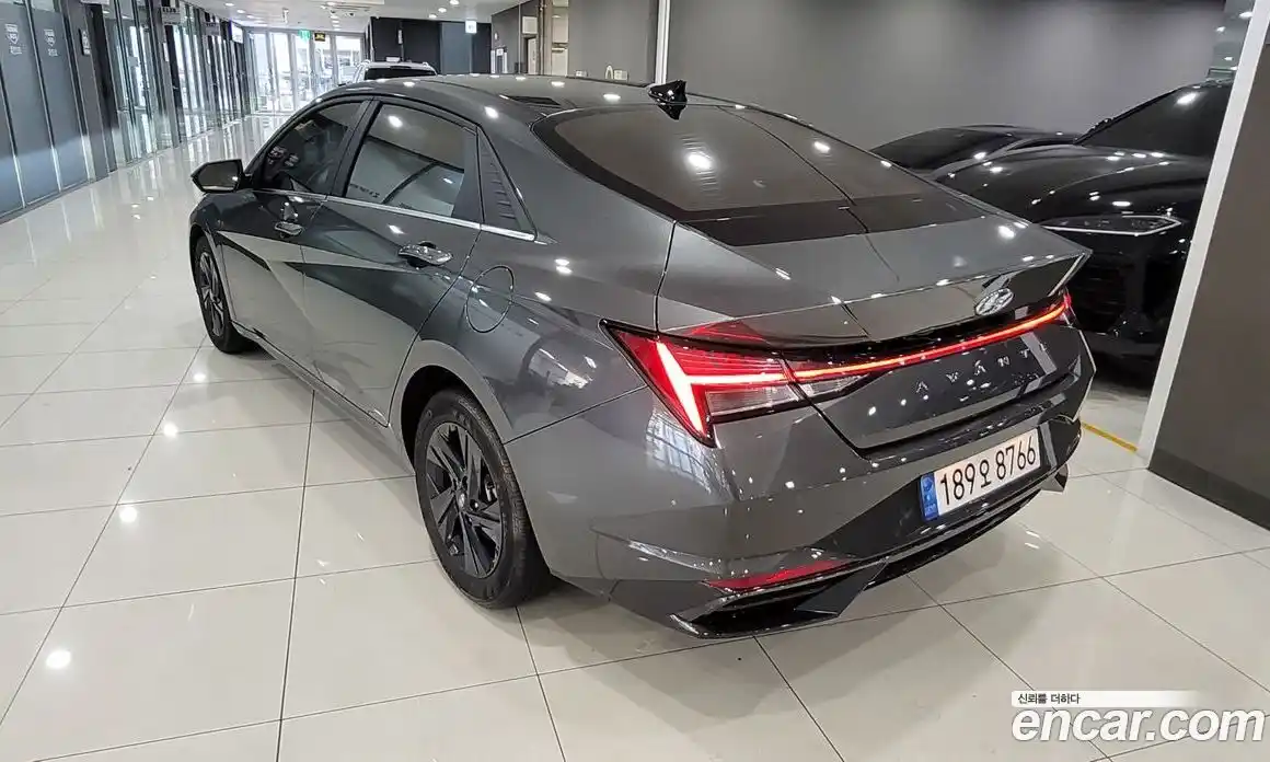 Hyundai Avante 2023 1.6 Автомат в Москве № 319264, фото 2