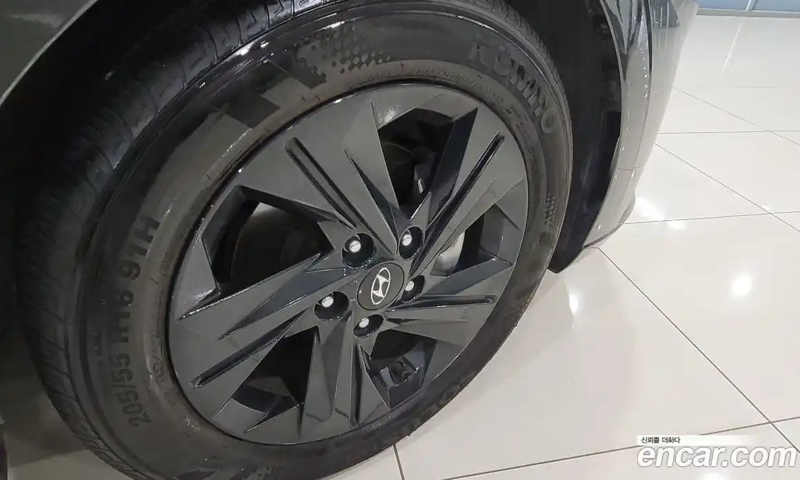 Hyundai Avante 2023 1.6 Автомат в Москве № 319264, фото 5