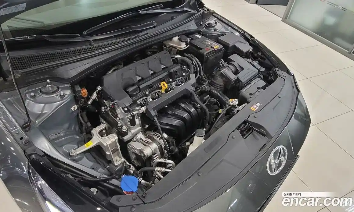 Hyundai Avante 2023 1.6 Автомат в Москве № 319264, фото 6