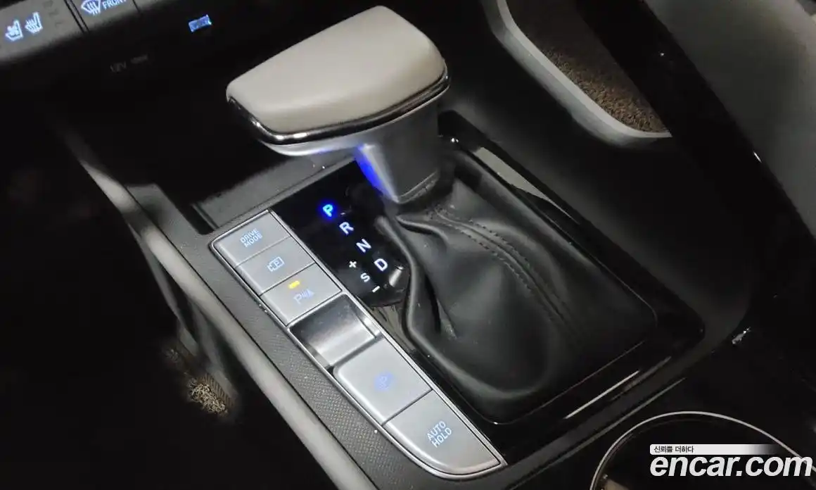 Hyundai Avante 2023 1.6 Автомат в Москве № 319264, фото 9