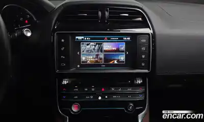 Jaguar XE 2016 2.0 Автомат в Москве № 320224, миниатюра 3