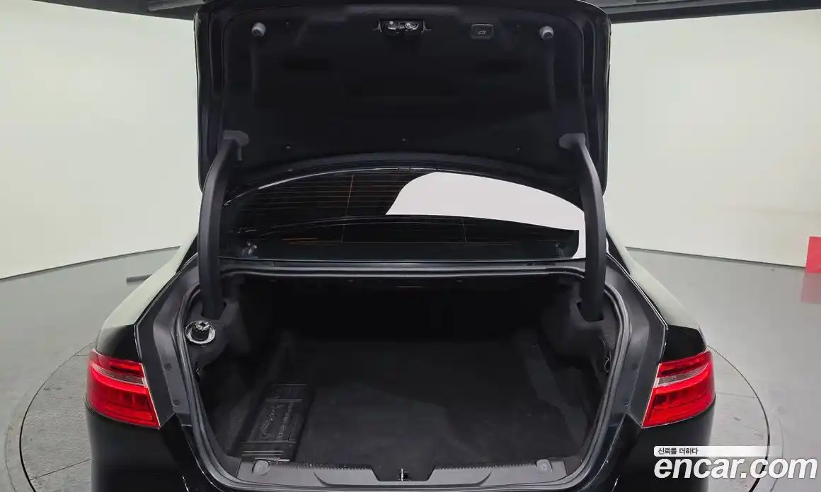 Jaguar XE 2016 2.0 Автомат в Москве № 320224, фото 8