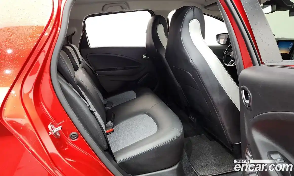 Renault Zoe 2021 0.2 Автомат в Москве № 328526, фото 11