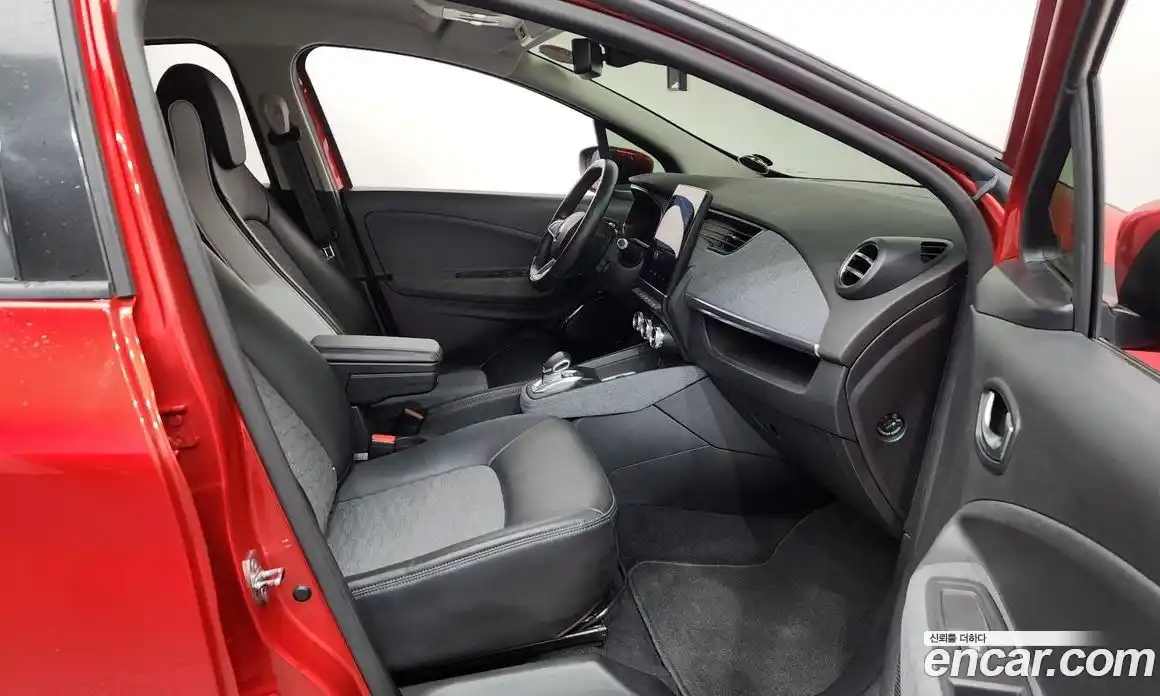 Renault Zoe 2021 0.2 Автомат в Москве № 328526, фото 17