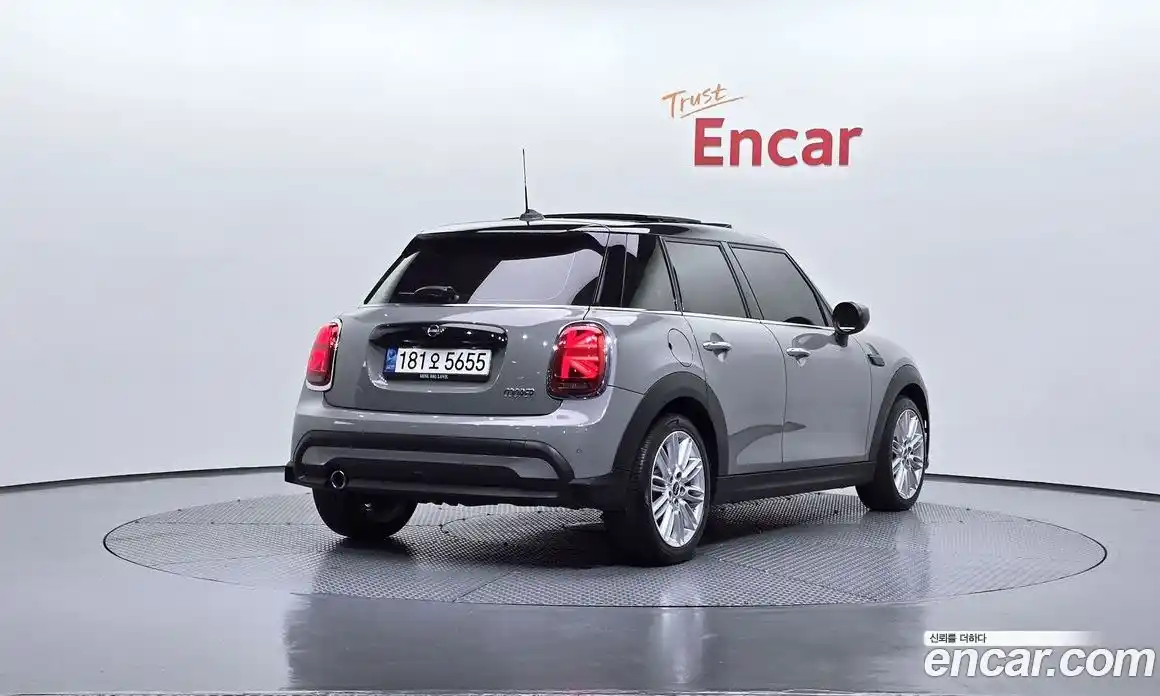 Mini Cooper 2022 1.5 Автомат в Москве № 329226, фото 19