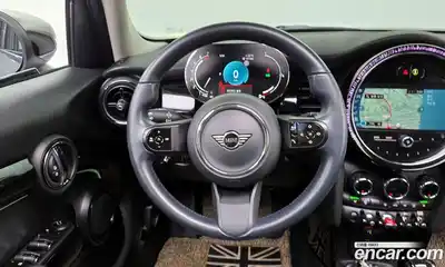 Mini Cooper 2022 1.5 Автомат в Москве № 329226, миниатюра 9