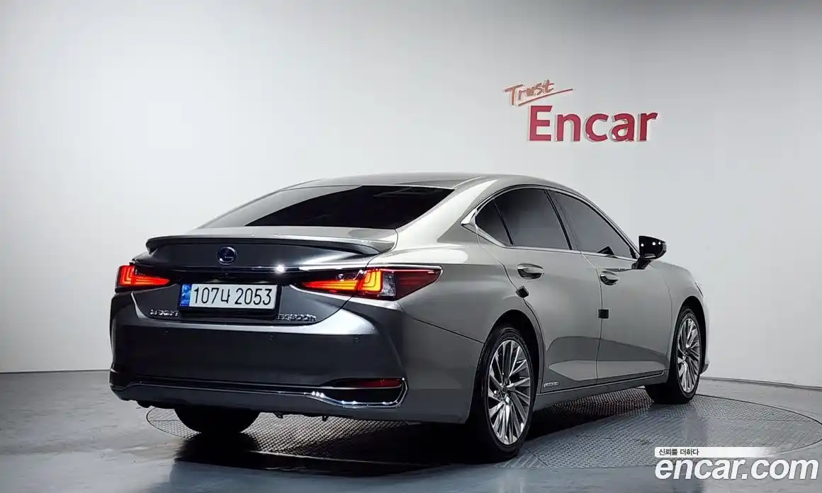 Lexus ES 2022 2.5 Автомат в Москве № 329577, фото 8