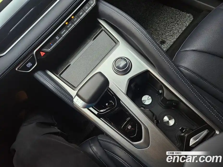 Renault Grand Koleos 2025 1.5 Автомат в Москве № 333448, фото 9