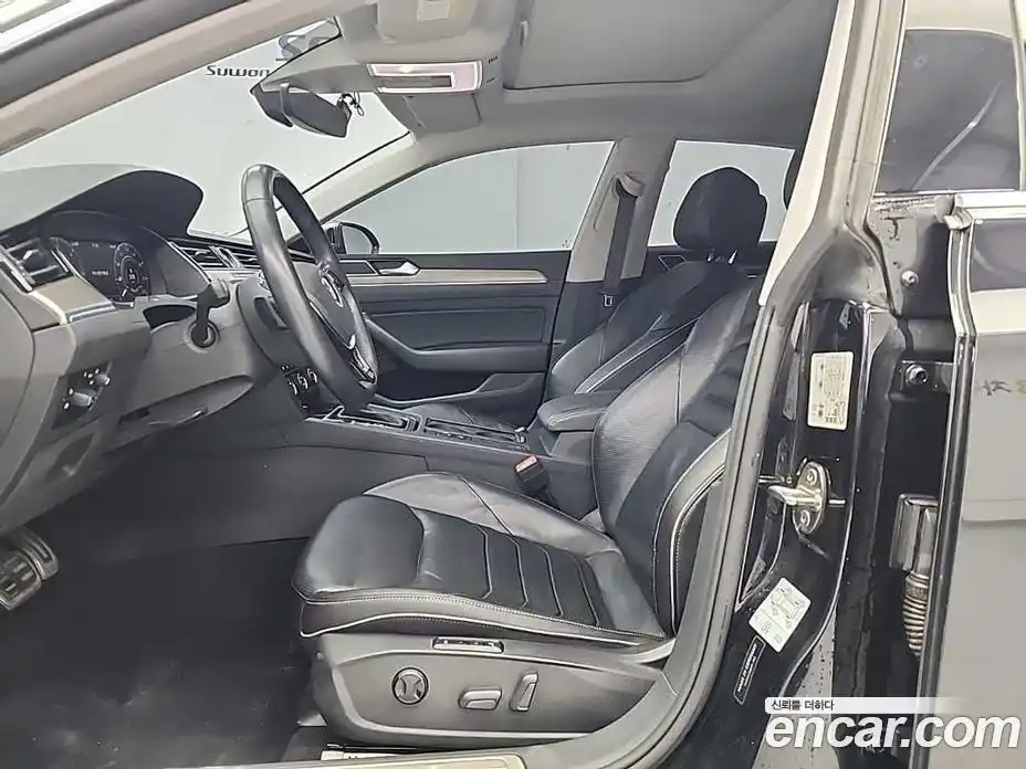 Volkswagen Arteon 2019 2.0 Автомат в Москве № 334566, фото 11