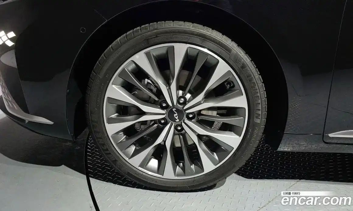 Kia K8 2023 2.5 Автомат в Москве № 337604, фото 19