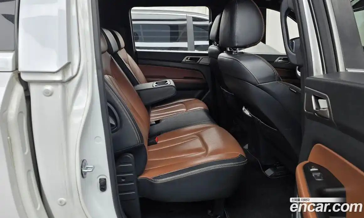SsangYong Rexton 2018 2.2 Автомат в Москве № 33927, фото 12