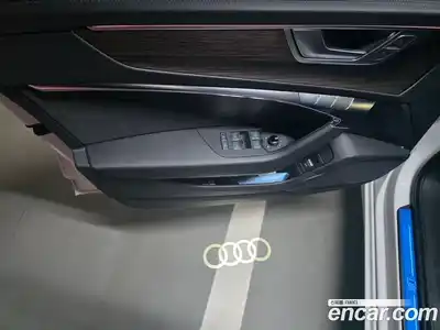 Audi A6 2025 2.0 Автомат в Москве № 343877, миниатюра 5