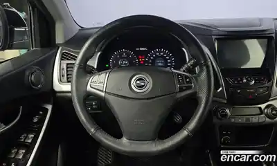 SsangYong Korando 2015 2.0 Автомат в Москве № 34549, миниатюра 3