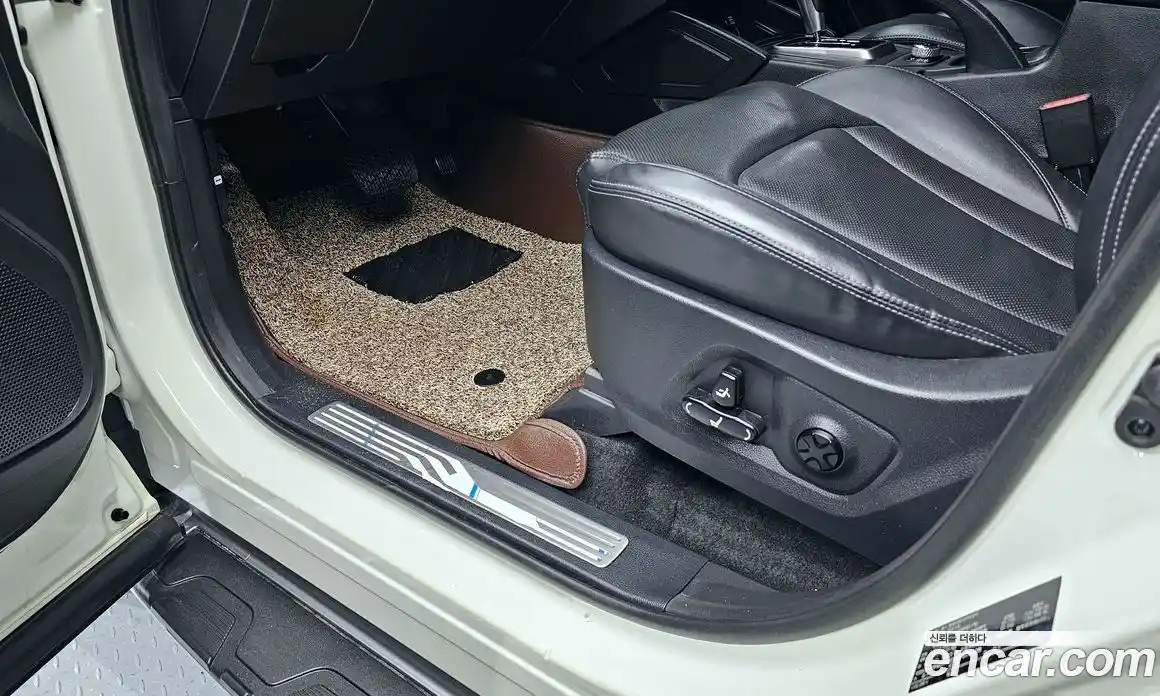 SsangYong Rexton 2019 2.2 Автомат в Москве № 34779, фото 8