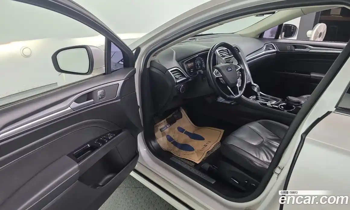 Ford Mondeo 2015 2.0 Автомат в Москве № 363115, фото 11