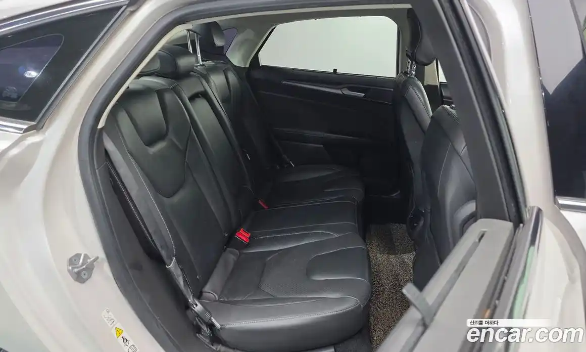 Ford Mondeo 2015 2.0 Автомат в Москве № 363115, фото 12