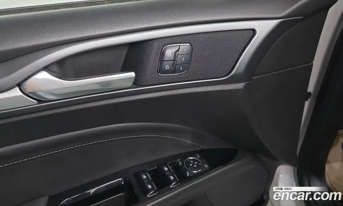 Ford Mondeo 2015 2.0 Автомат в Москве № 363115, фото 17