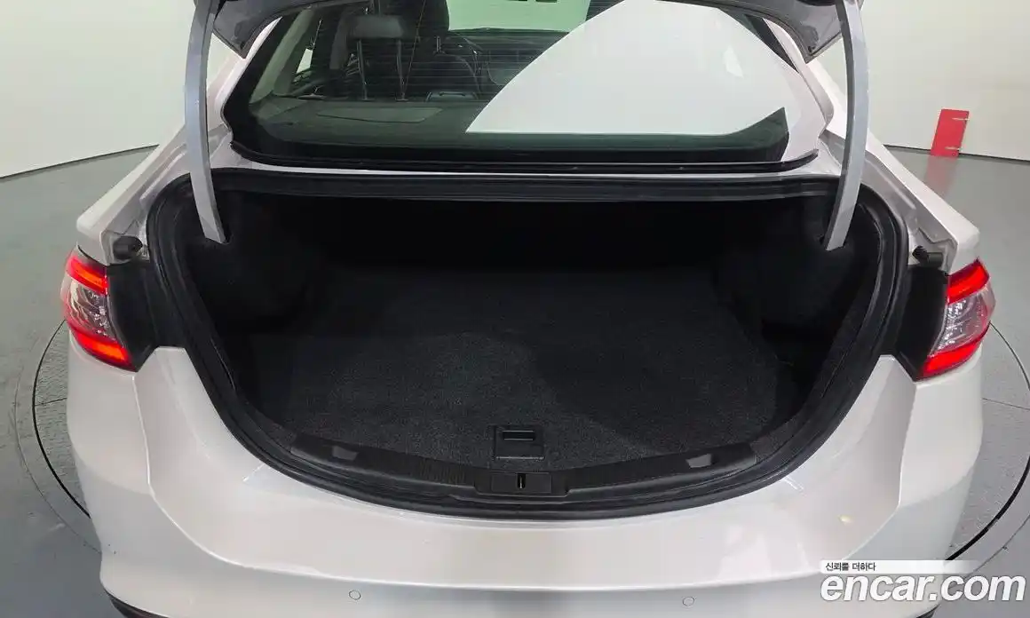 Ford Mondeo 2015 2.0 Автомат в Москве № 363115, фото 20