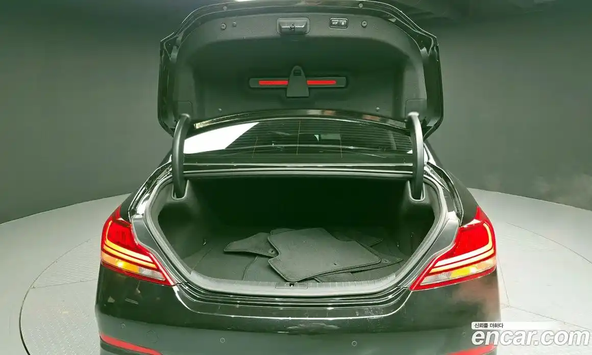 Genesis G70 2019 2.0 Автомат в Москве № 364914, фото 20