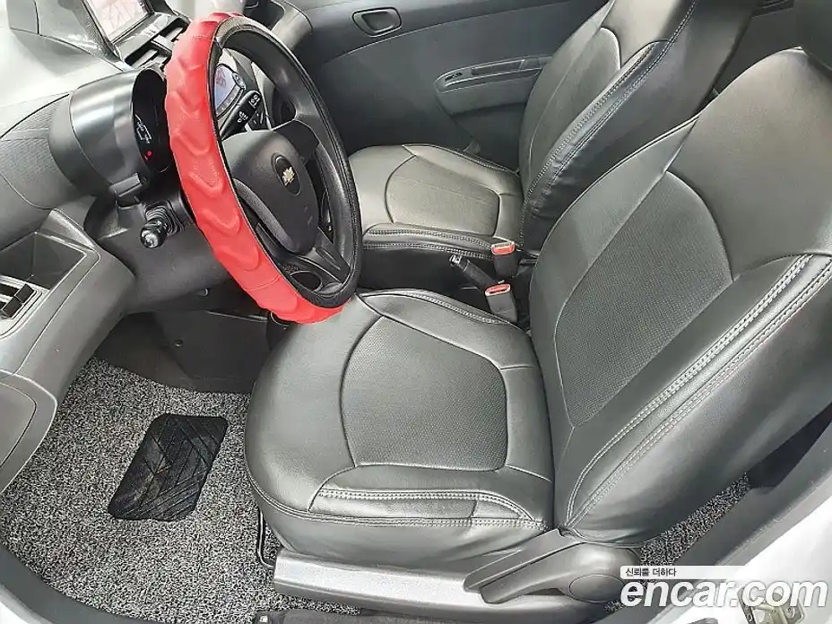 Chevrolet Spark 2012 1.0 Автомат в Москве № 37118, фото 18