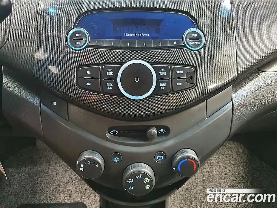 Chevrolet Spark 2012 1.0 Автомат в Москве № 37118, фото 10