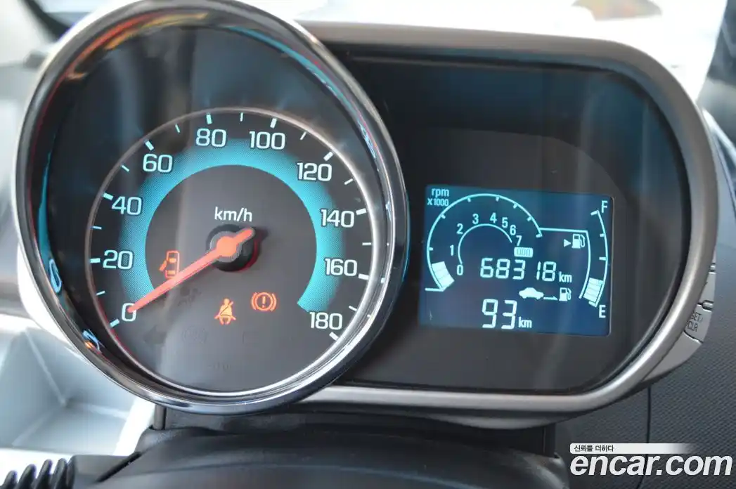 Chevrolet Spark 2014 1.0 Автомат в Москве № 37632, фото 13