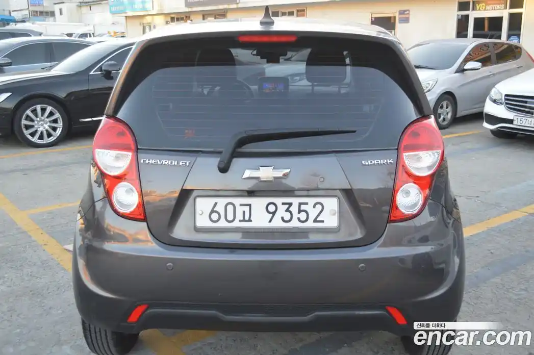 Chevrolet Spark 2014 1.0 Автомат в Москве № 37632, фото 5