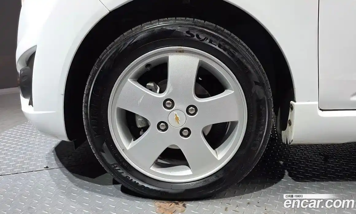 Chevrolet Spark 2012 1.0 Автомат в Москве № 37894, фото 15