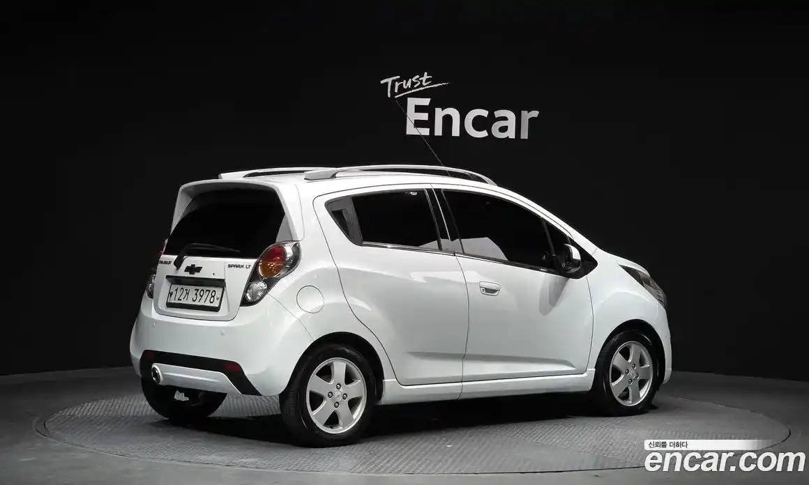 Chevrolet Spark 2012 1.0 Автомат в Москве № 37894, фото 6