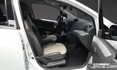 Chevrolet Spark 2012 1.0 Автомат в Москве № 37894, миниатюра 9