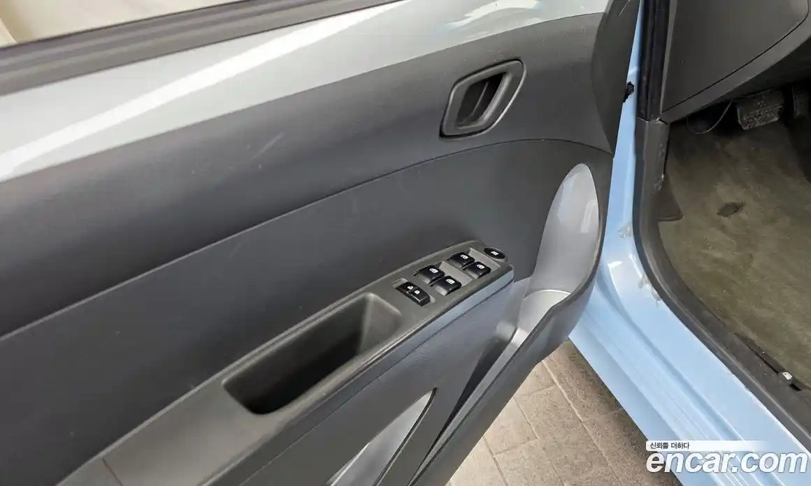 Chevrolet Spark 2014 1.0 Автомат в Москве № 38205, фото 12