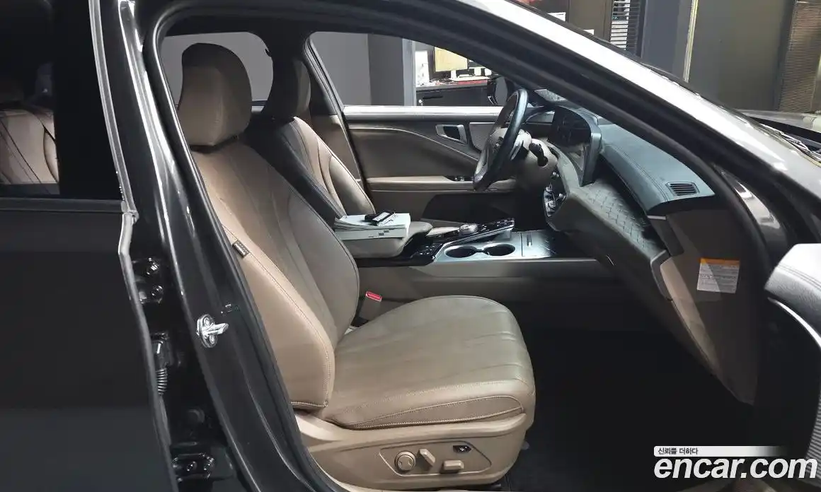 Kia K8 2023 1.6 Автомат в Москве № 383998, фото 11