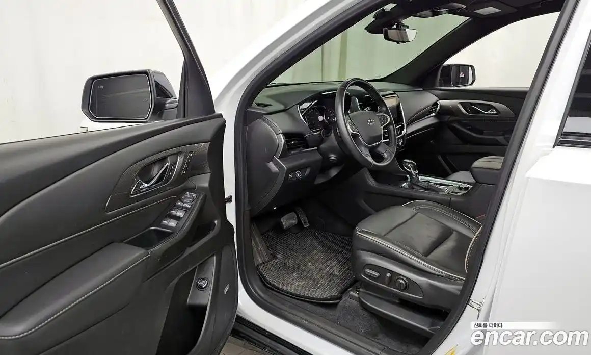 Chevrolet Traverse 2022 3.6 Автомат в Москве № 38945, фото 9