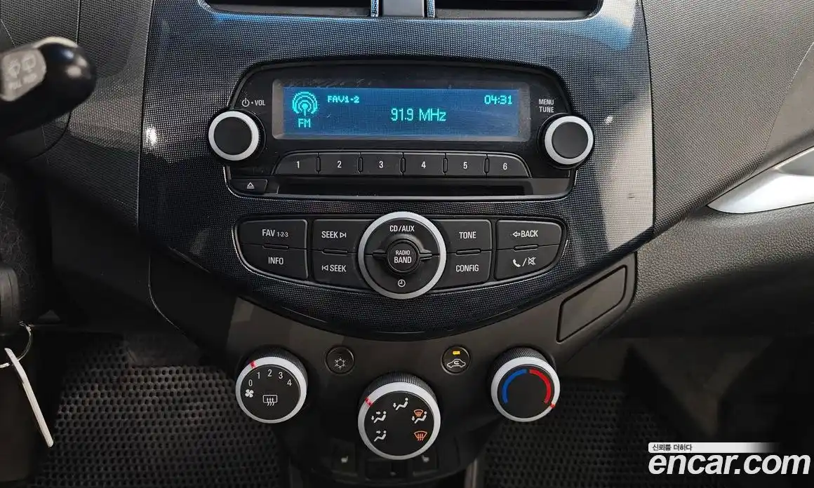 Chevrolet Spark 2013 1.0 Автомат в Москве № 39490, фото 13