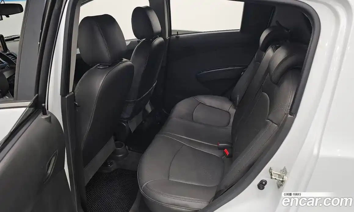 Chevrolet Spark 2013 1.0 Автомат в Москве № 39490, фото 14