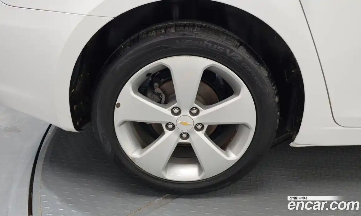 Chevrolet Cruze 2012 1.8 Автомат в Москве № 40123, фото 16