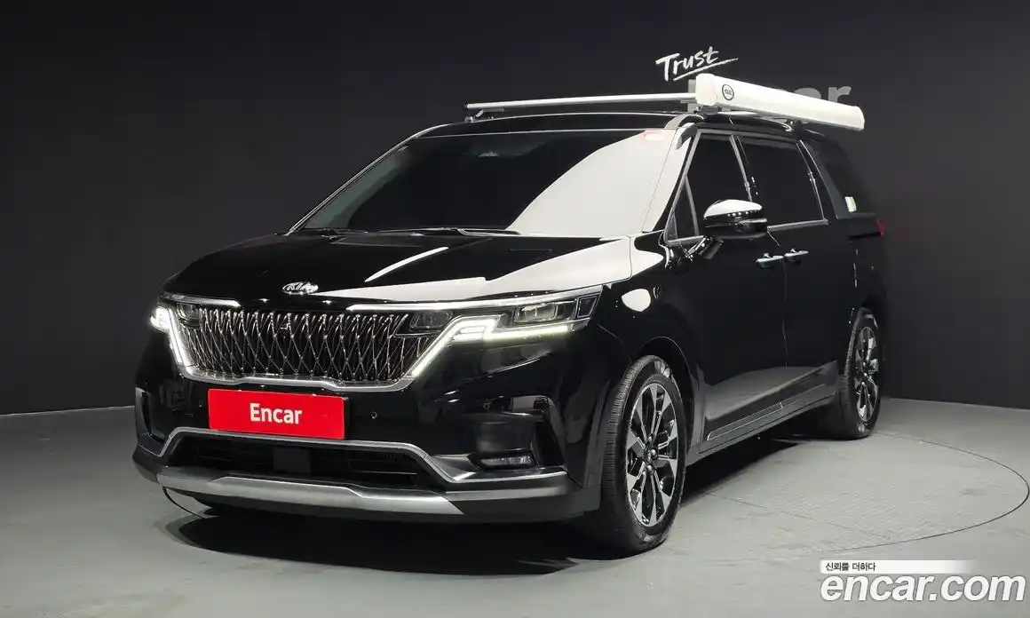 Kia Canival 2021 2.2 Автомат в Москве № 402381, фото 1