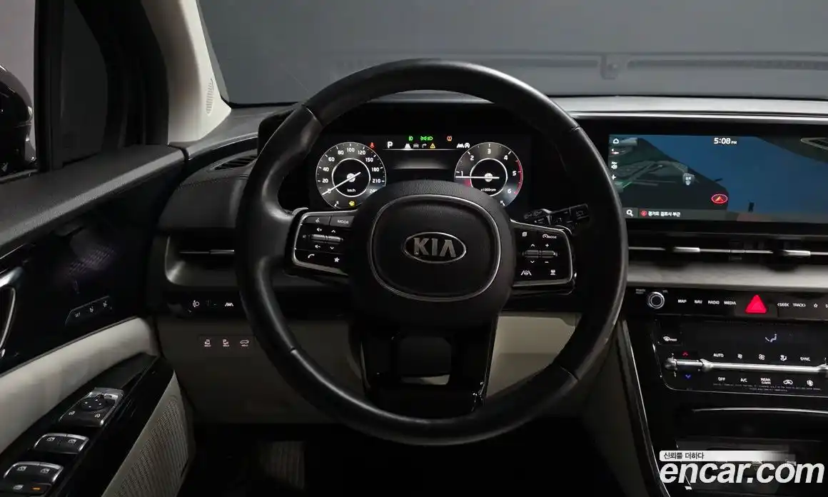 Kia Canival 2021 2.2 Автомат в Москве № 402381, фото 13