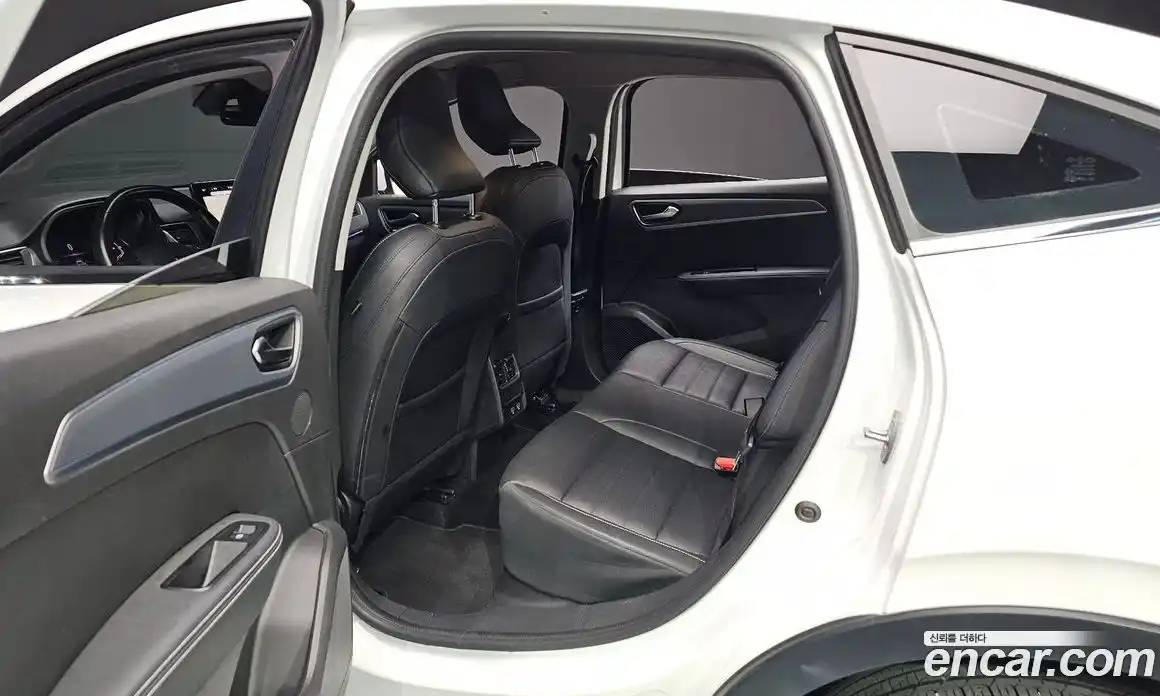 Renault XM3 2023 1.6 Автомат в Москве № 423431, фото 11