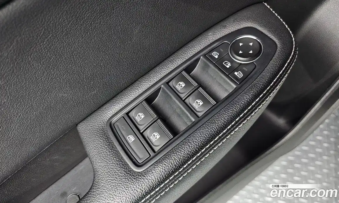 Renault XM3 2023 1.6 Автомат в Москве № 423431, фото 12