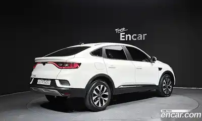 Renault XM3 2023 1.6 Автомат в Москве № 423431, миниатюра 2